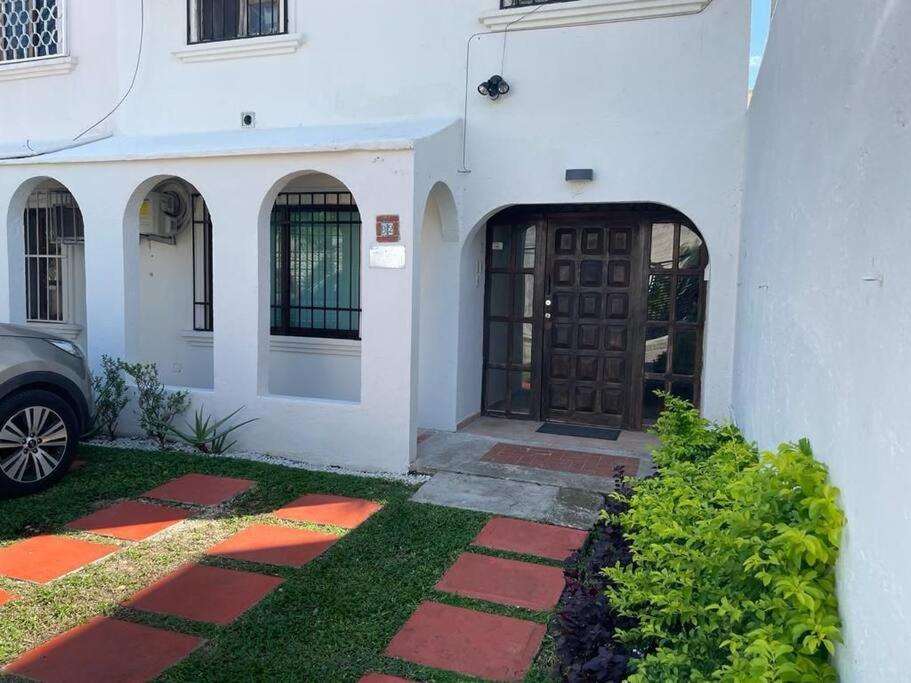 Departamento Centrico Y Moderno En Cancun. Экстерьер фото
